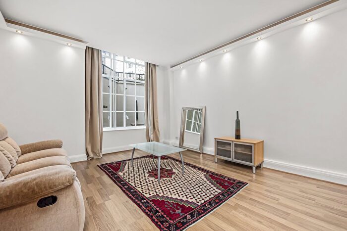 1 Bedroom Flat To Rent In B Belvedere Road, County Hall, Waterloo, London, SE1