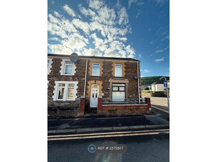 1 Bedroom Flat To Rent In Oakwood Street, Port Talbot, SA13