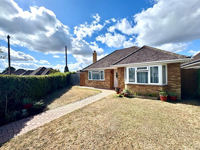 2 Bedroom Detached Bungalow For Sale In Hazeley Close, Hartley Wintney, RG27