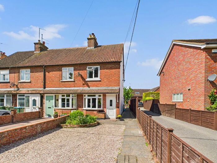 3 Bedroom End Of Terrace House For Sale In New Road, Weston Turville, HP22