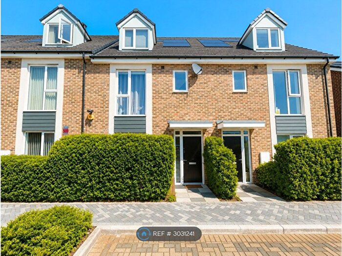 4 Bedroom Terraced House To Rent In Masterman Place, Uxbridge, UB10