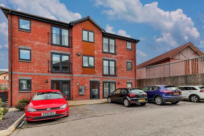 2 Bedroom Flat To Rent In Kilner Court, Denaby Main, Doncaster, DN12