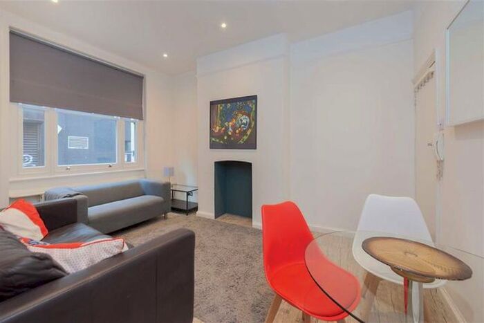 3 Bedroom Flat To Rent In Hanway Place, London, W1T