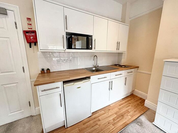 1 Bedroom House To Rent In Studio, Mount Road, Hinckley, LE10
