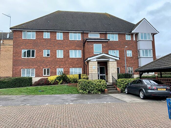 2 Bedroom Property To Rent In St. Leonards Close, Grays, RM17