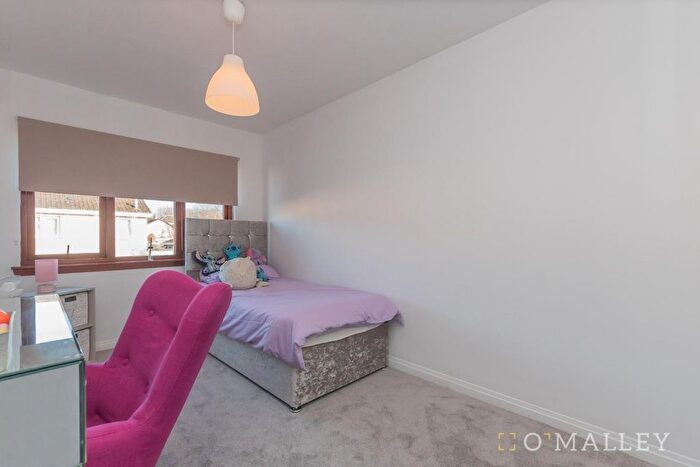 2 Bedroom Flat For Sale In Carpenters Wynd, Alloa, FK10