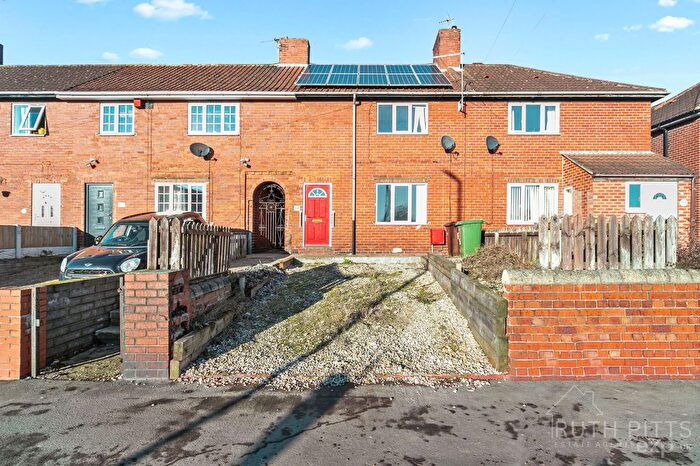 3 Bedroom Terraced House For Sale In Tom Wood Ash Lane, Upton, WF9