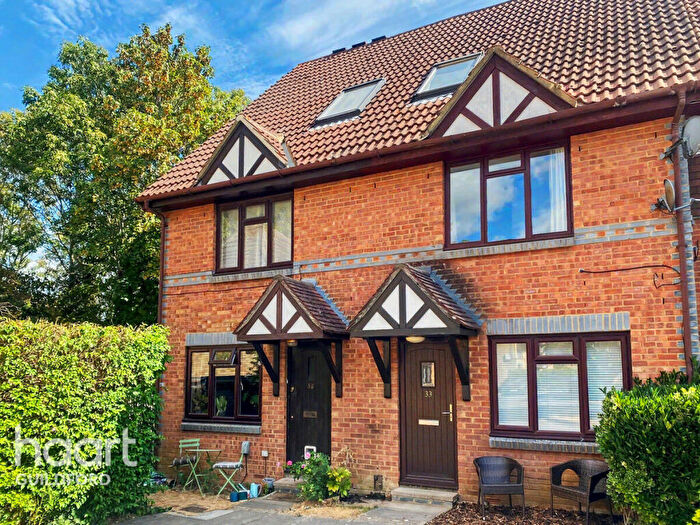 1 Bedroom Maisonette For Sale In Ladygrove Drive, Guildford, GU4