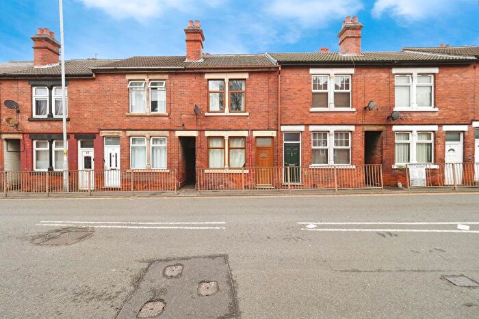 3 Bedroom Terraced House For Sale In Queens Road, Loughborough, LE11