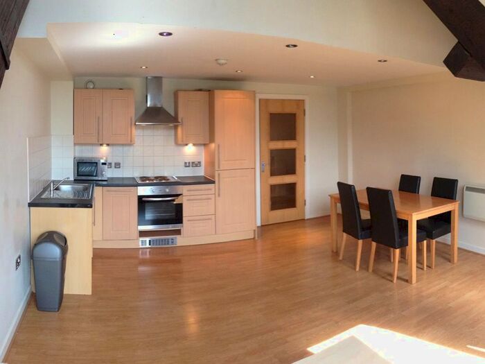 2 Bedroom Flat To Rent In Colonial Buildings, City Centre BD1