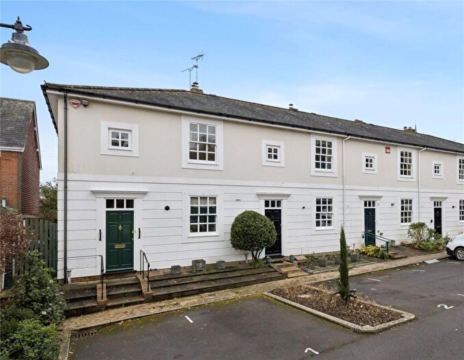 2 Bedroom End Of Terrace House For Sale In Constables Gate, Winchester, Hampshire, SO23