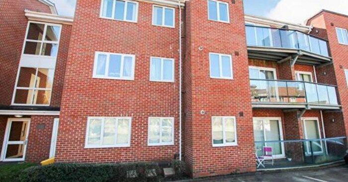 2 Bedroom Apartment To Rent In Windsor Court, Stoke-on-Trent, ST6