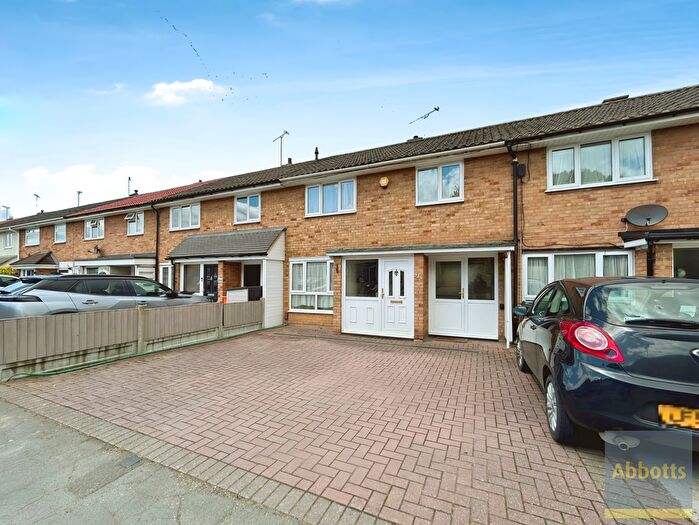 3 Bedroom Property To Rent In Whitmore Way, Basildon, SS14