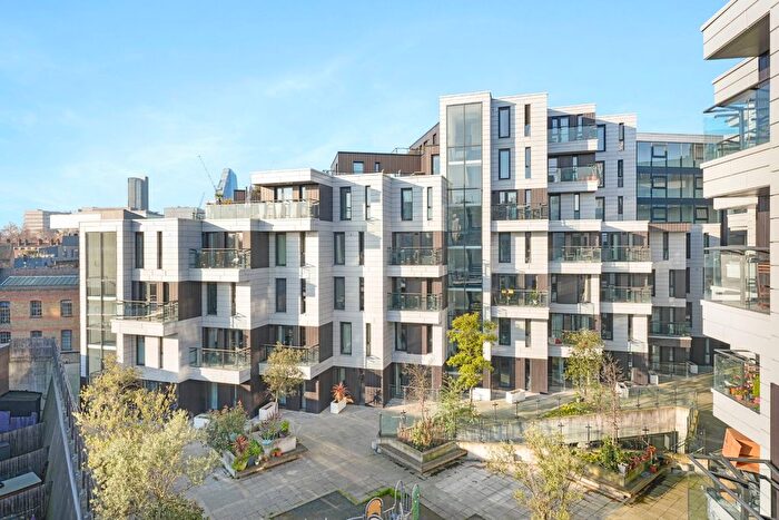 1 Bedroom Flat To Rent In Southwark Bridge Road, Waterloo, SE1