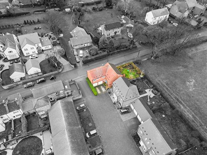 4 Bedroom Detached House For Sale In Everton Sluice Lane, Everton, DN10