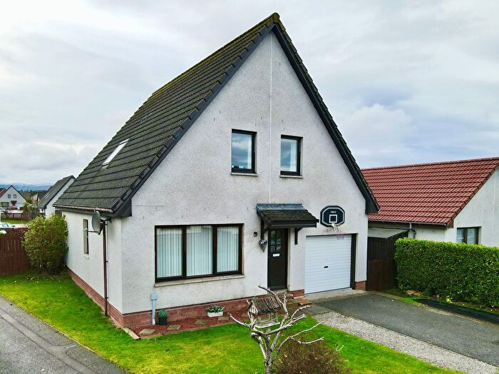 3 Bedroom Detached House For Sale In Castle Heather Crescent, Inverness, IV2