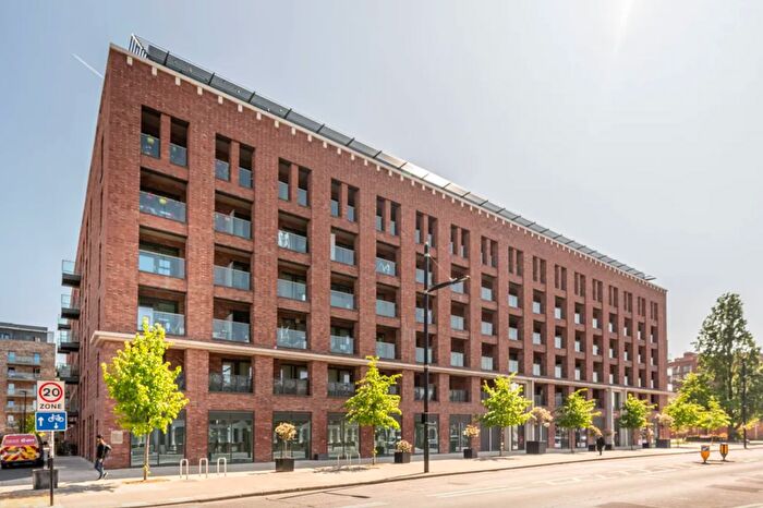 1 Bedroom Flat To Rent In Upton Gardens, Green Street, London, E13