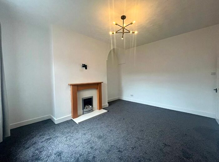 2 Bedroom Semi-Detached House To Rent In East George Potts Street, South Shields, Tyne And Wear, NE33