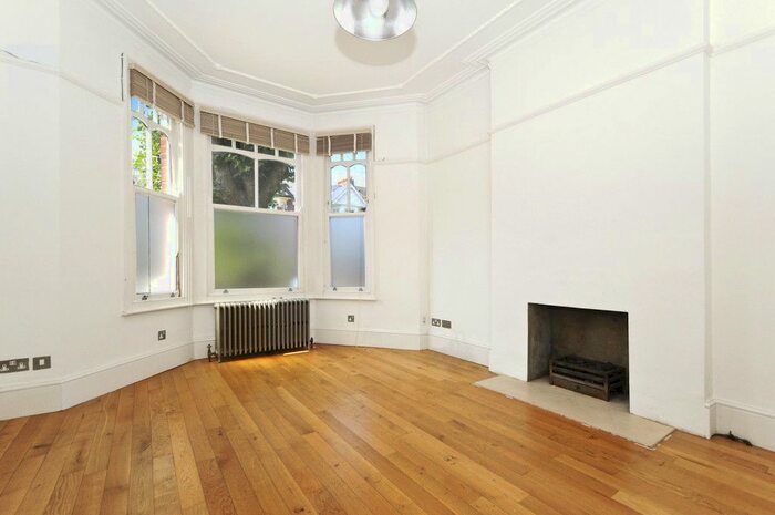 2 Bedroom Flat To Rent In Crediton Road, London, NW10