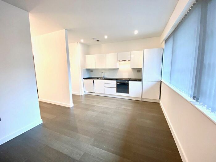 1 Bedroom Flat To Rent In Everard Close, St.Albans, AL1