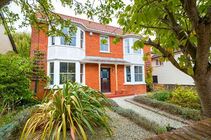 4 Bedroom Detached House For Sale In Mendlesham, Stowmarket, IP14