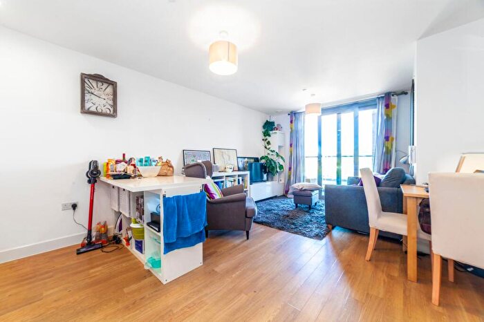 1 Bedroom Apartment For Sale In Cornmill Lane, London, SE13