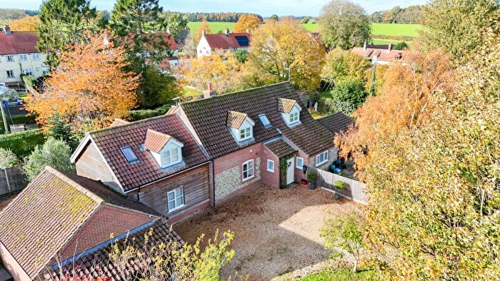 5 Bedroom Detached House For Sale In Hollow Lane, West Raynham, NR21