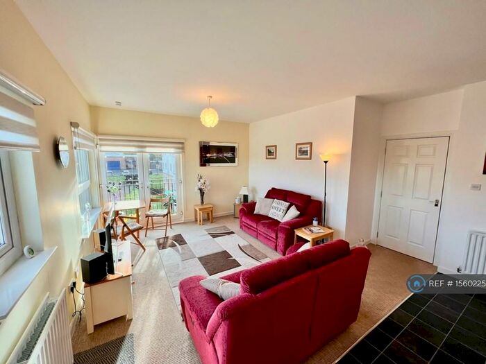 2 Bedroom Flat To Rent In St. Mungos Road, Cumbernauld, Glasgow, G67