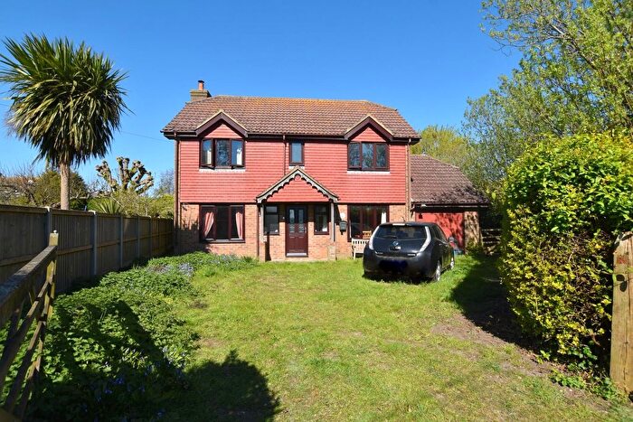 4 Bedroom Detached House For Sale In Queens Road, Littlestone, New Romney, TN28