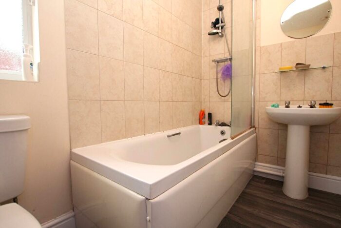 3 Bedroom End Of Terrace House For Sale In Burton Road, Lincoln, LN1