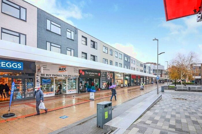 1 Bedroom Flat To Rent In Marlowes, Hemel Hempstead, Hertfordshire, HP1