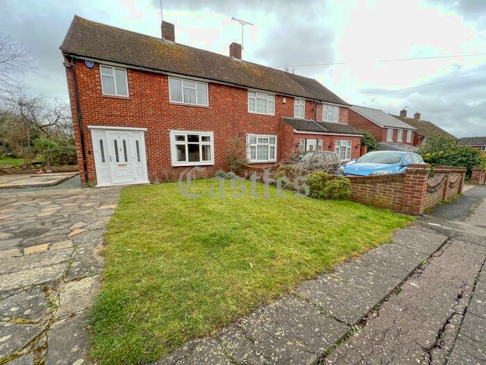 3 Bedroom Semi-Detached House To Rent In The Cobbins, Waltham Abbey, Essex, EN9