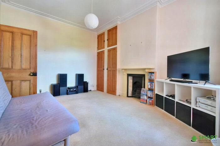 2 Bedroom Apartment For Sale In Sylvan Road, Exeter, EX4