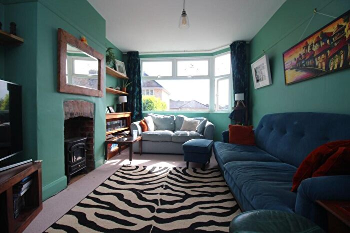 3 Bedroom House To Rent In Lynfield Park, Bath, BA1