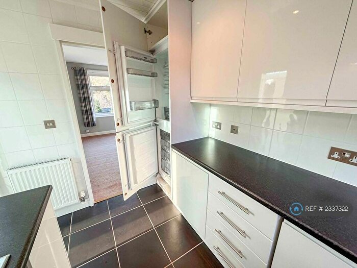 2 Bedroom Bungalow To Rent In Willow Avenue, Rawtenstall, BB4