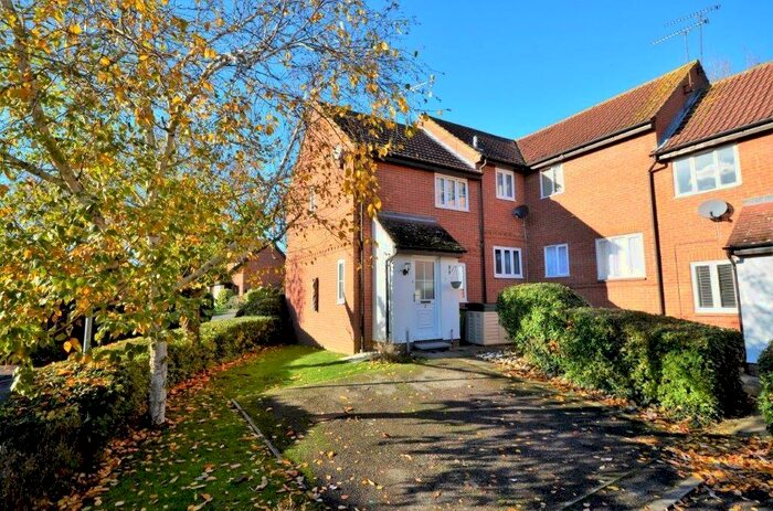 1 Bedroom End Of Terrace House To Rent In Froden Court, Billericay, Essex, CM11