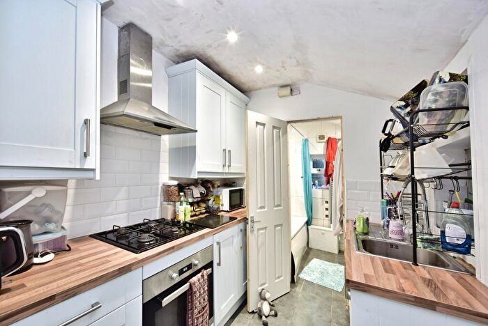 2 Bedroom Terraced House For Sale In Perryfield Street, Maidstone, Kent, ME14