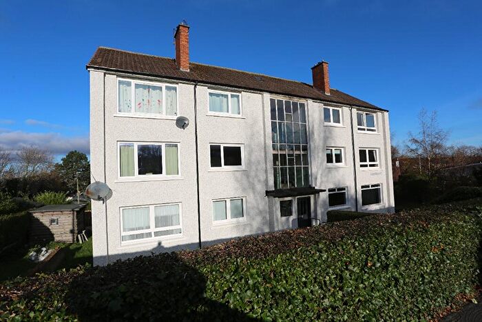 2 Bedroom Flat To Rent In Oxgangs Farm Drive, Oxgangs, Edinburgh, EH13