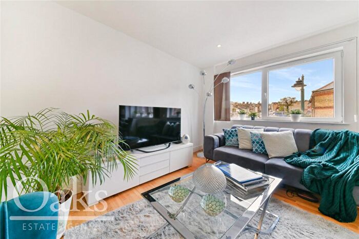 2 Bedroom Apartment For Sale In Knights Hill, West Norwood, SE27