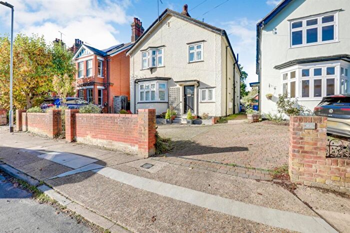 5 Bedroom Detached House For Sale In Constable Road, Ipswich, IP4