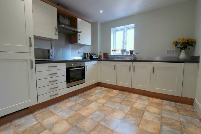2 Bedroom Flat To Rent In The Croft, Thornholme Road, Sunderland, SR2