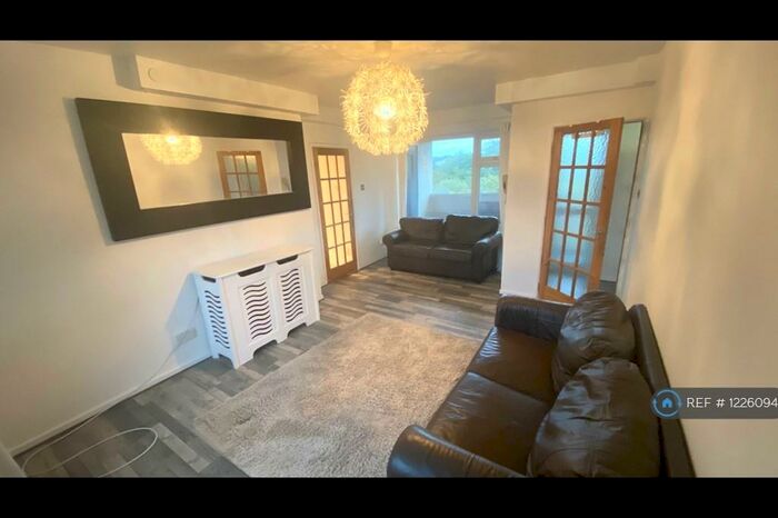 2 Bedroom Flat To Rent In St Julians, Newport, NP19