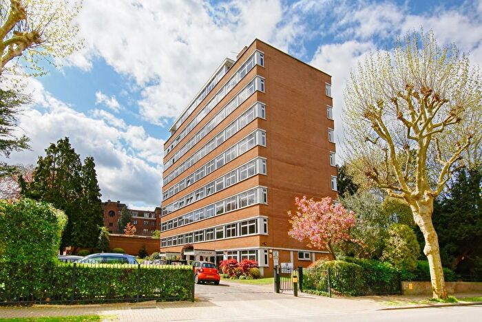 2 Bedroom Flat To Rent In Cotman Close, Westleigh Avenue, Putney, SW15