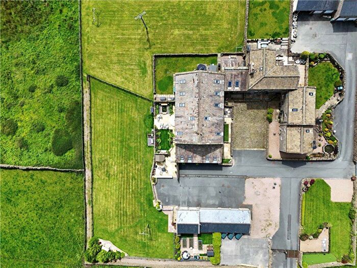 4 Bedroom Barn Conversion For Sale In Hawshaw Lodge, Lothersdale, North Yorkshire, BD20