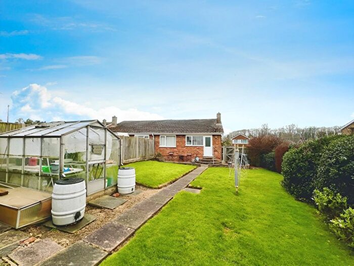 2 Bedroom Semi Detached Bungalow For Sale In Foxglove Road, Willesborough, TN24