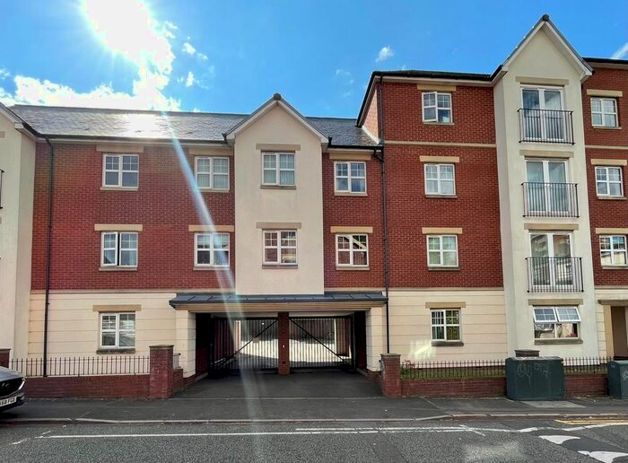 1 Bedroom Flat To Rent In Haden Hill, Wolverhampton, WV3