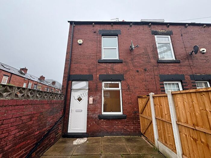 2 Bedroom End Of Terrace House To Rent In Evelyn Terrace, Measborough Dike, Barnsley, South Yorkshire, S70