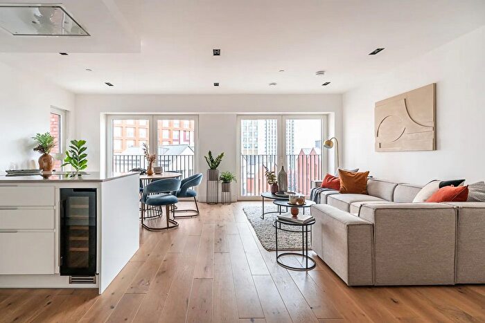 1 Bedroom Flat To Rent In Exchange Gardens, London, SW8