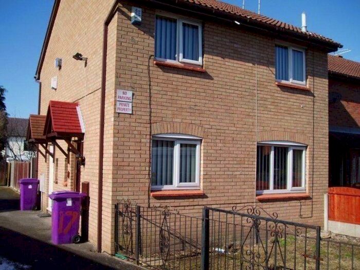 1 Bedroom Flat To Rent In Lavender Way, L9