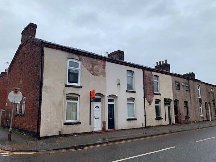 1 Bedroom Flat To Rent In Twist Lane, Leigh, Greater Manchester, WN7